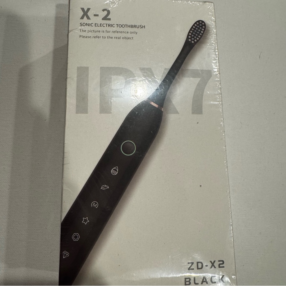 SET of 2 NEW Sonic Electric Toothbrushes- BLACK and PINK! His & Hers!